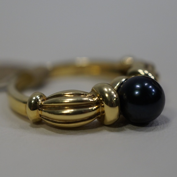 18KY Gold Tiffany Pearl Ring - Picture 5 of 7